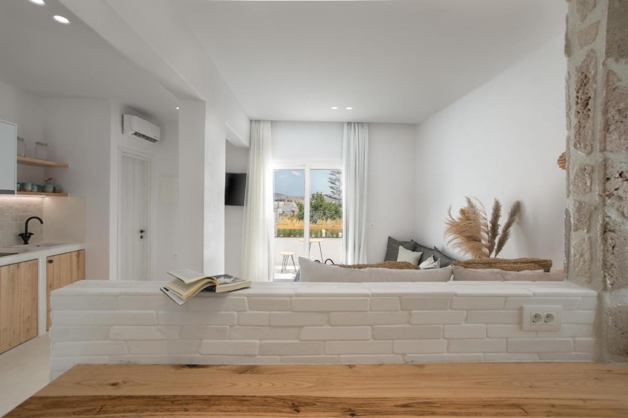 Naxian Aura Suites Naxos City Exteriör bild