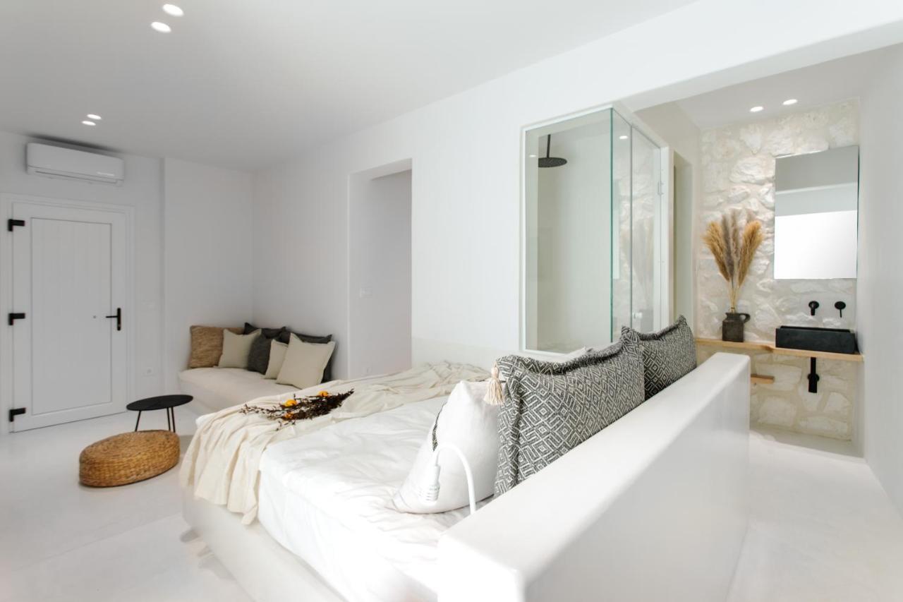 Naxian Aura Suites Naxos City Exteriör bild