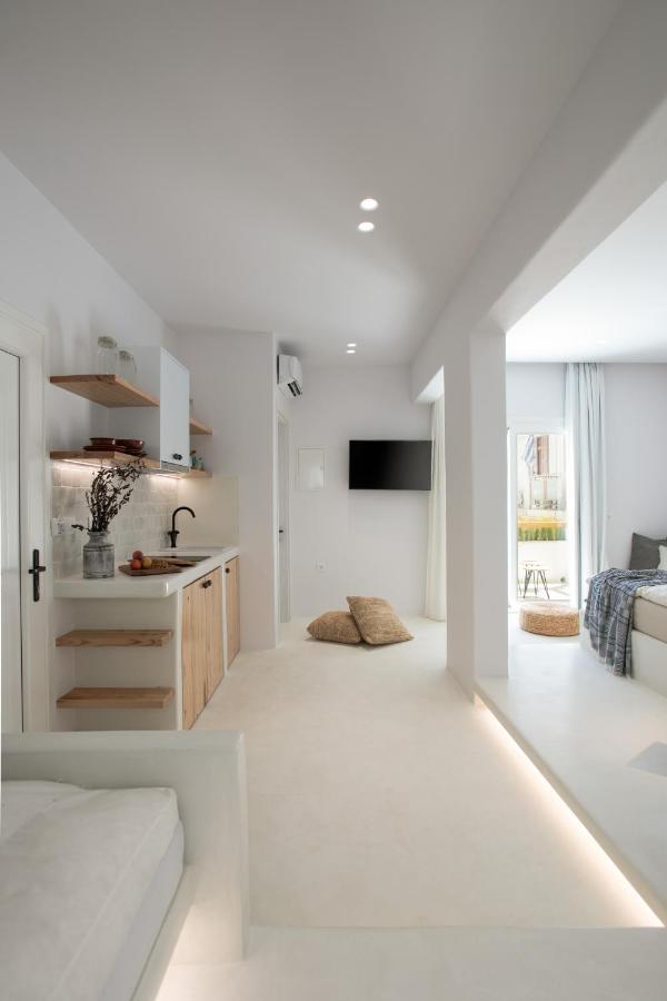 Naxian Aura Suites Naxos City Exteriör bild