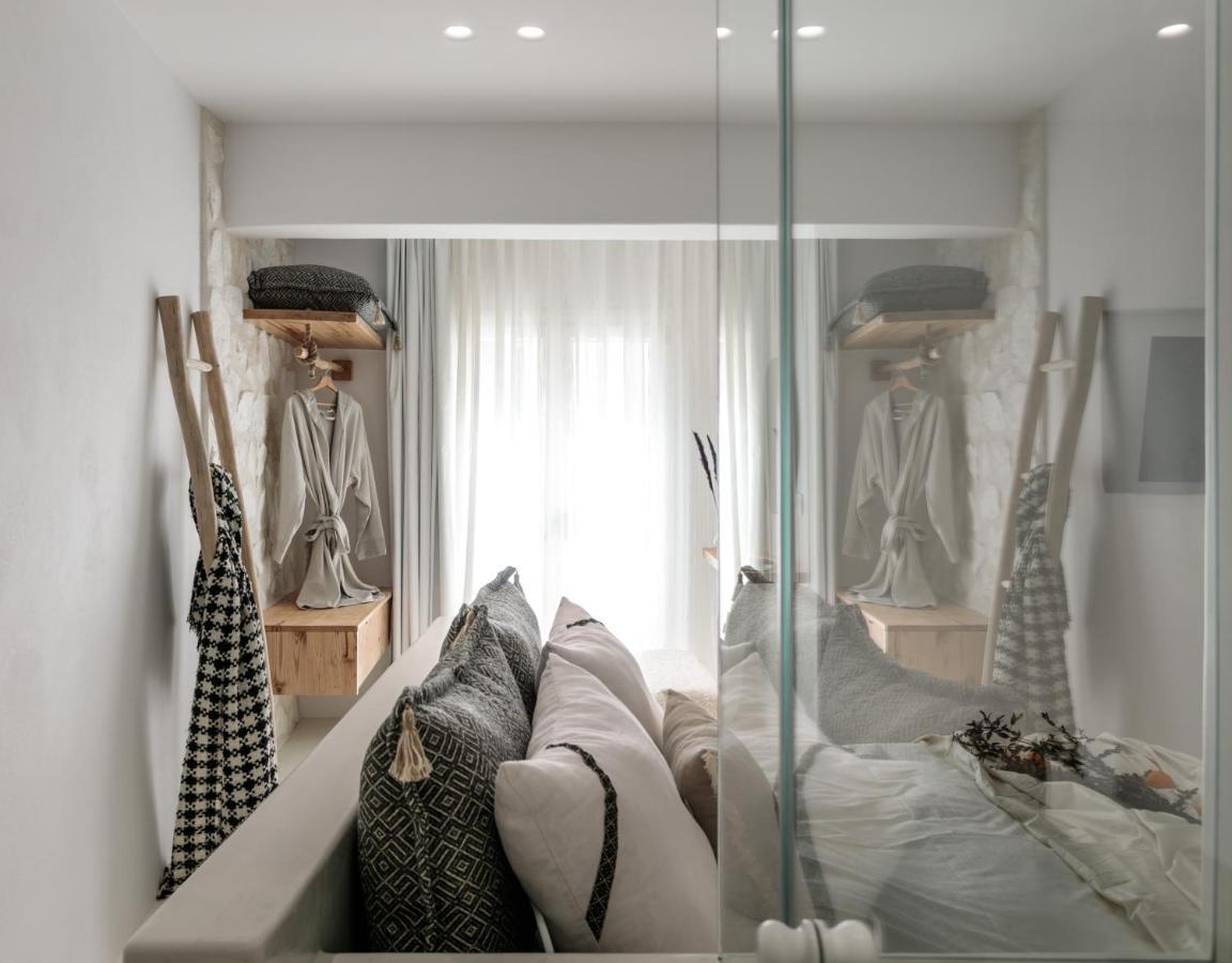 Naxian Aura Suites Naxos City Exteriör bild