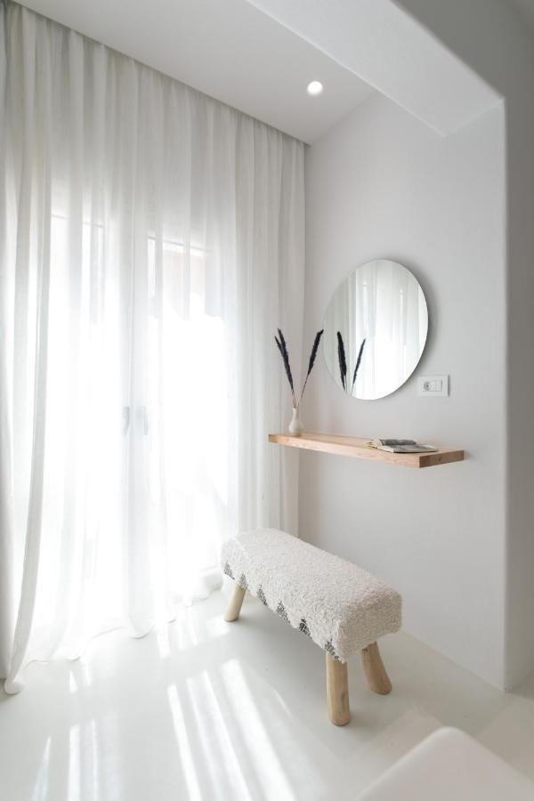 Naxian Aura Suites Naxos City Exteriör bild