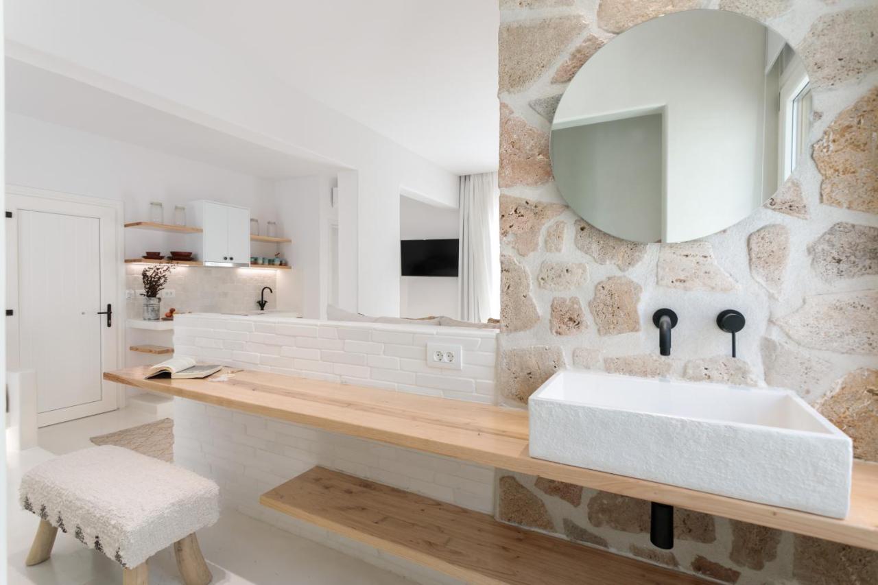 Naxian Aura Suites Naxos City Exteriör bild
