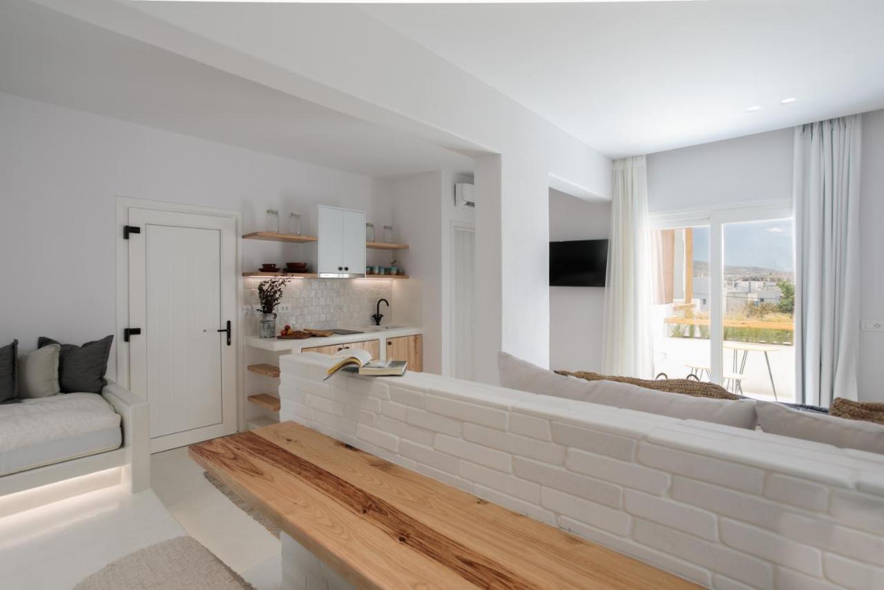 Naxian Aura Suites Naxos City Exteriör bild