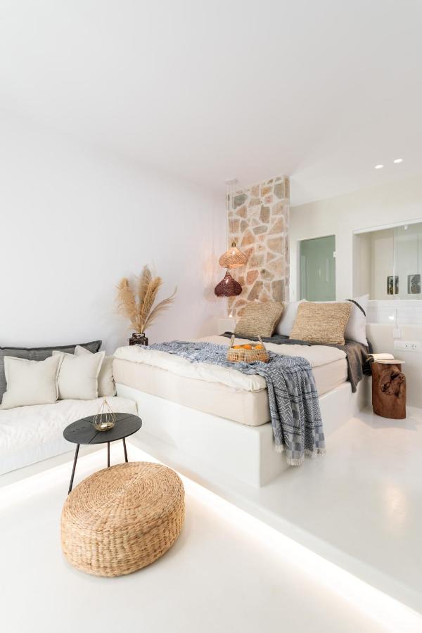Naxian Aura Suites Naxos City Exteriör bild